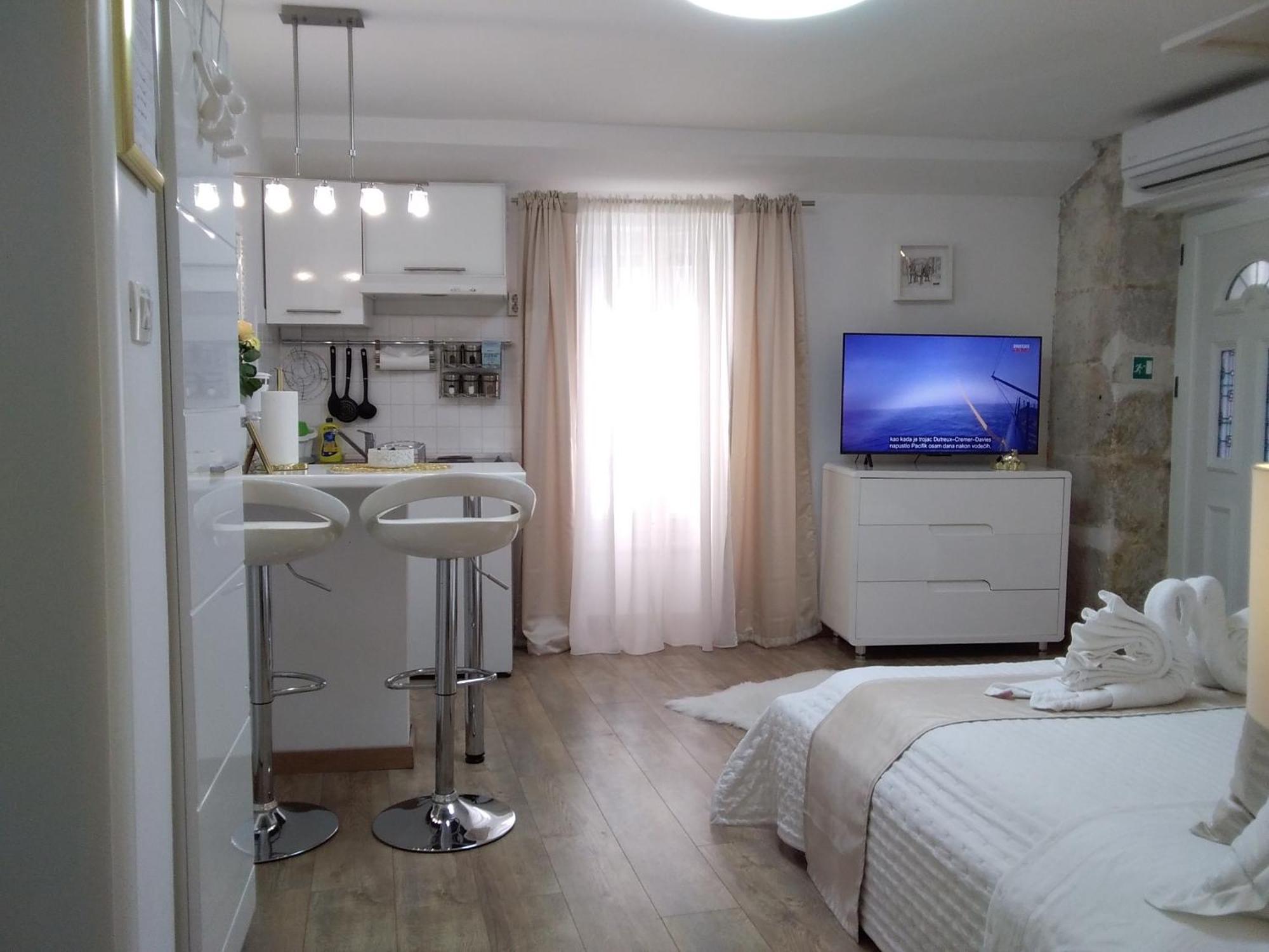 Private Apartments In Diocletians Palace Σπλιτ Εξωτερικό φωτογραφία